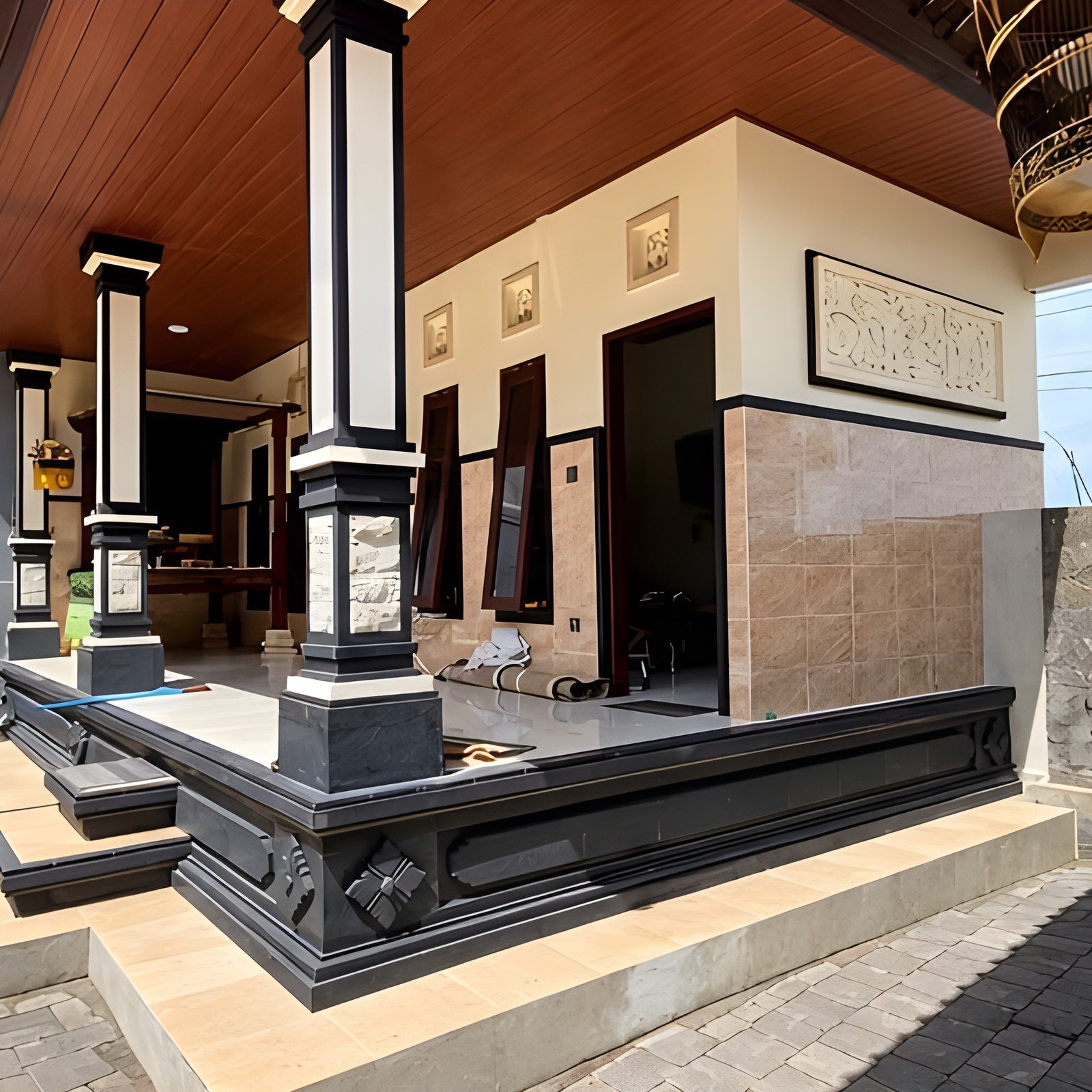 Private Residence & Traditional Balinese Shrines